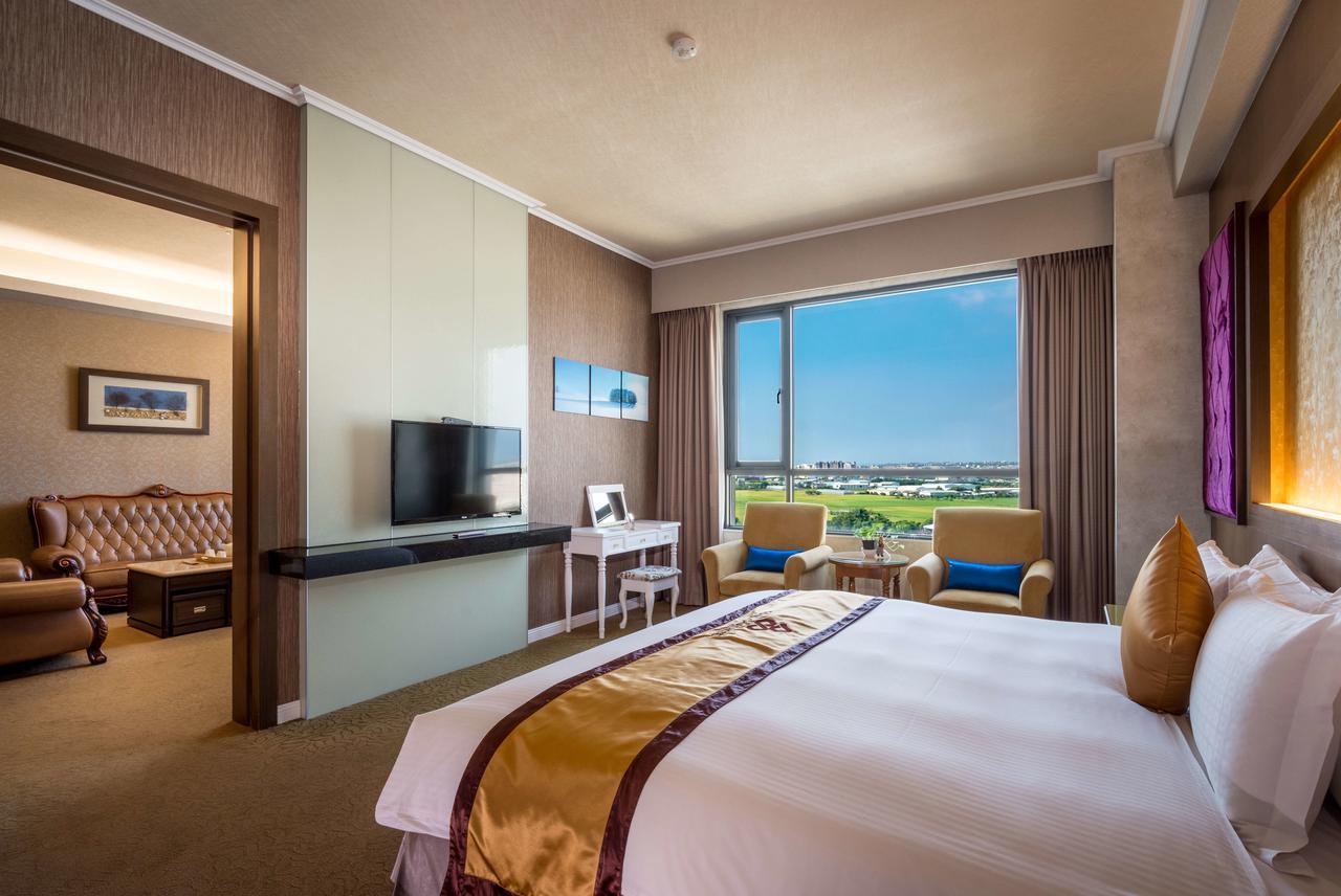 Royal Chiayi Hotel Zewnętrze zdjęcie