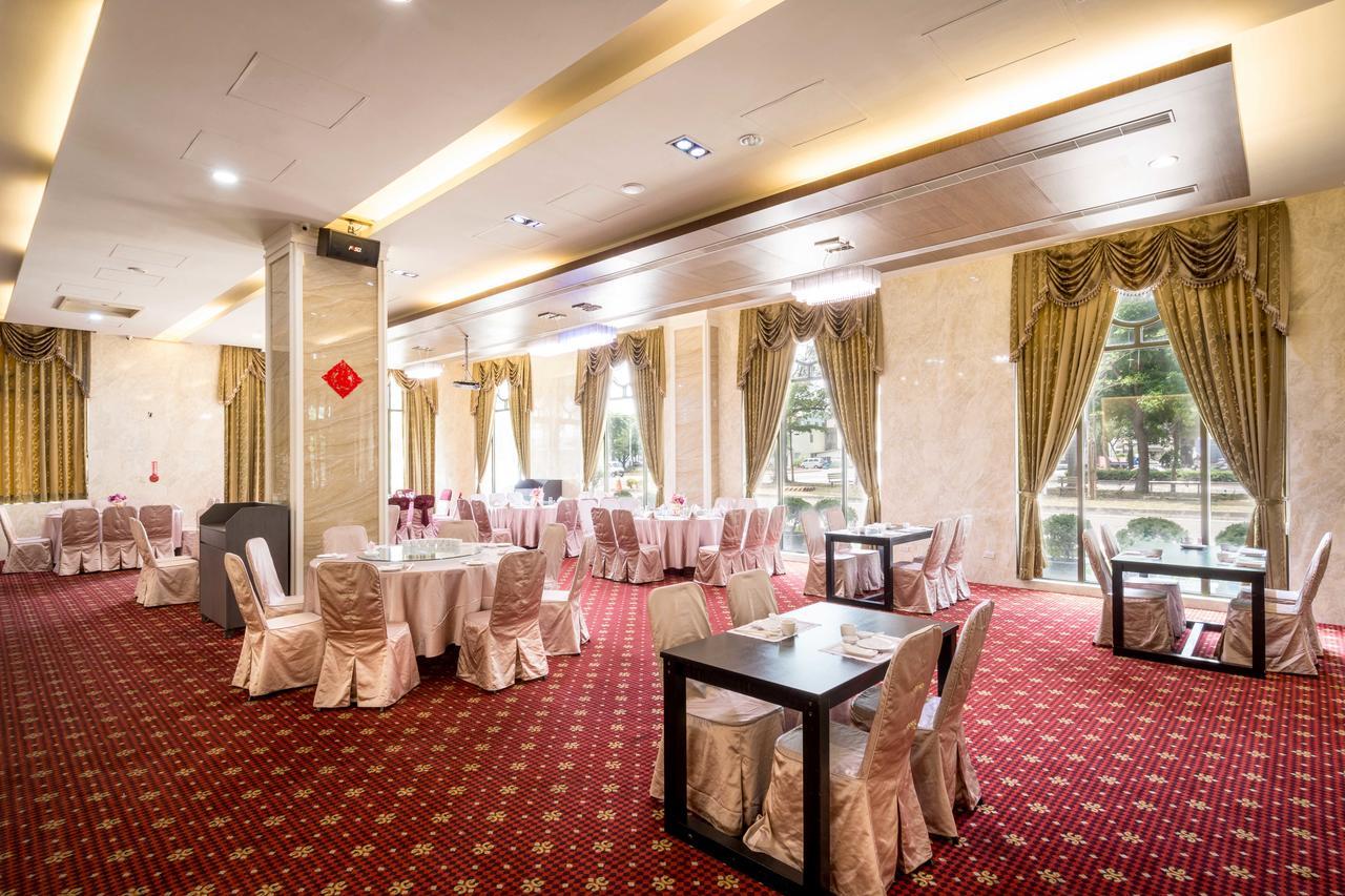 Royal Chiayi Hotel Zewnętrze zdjęcie