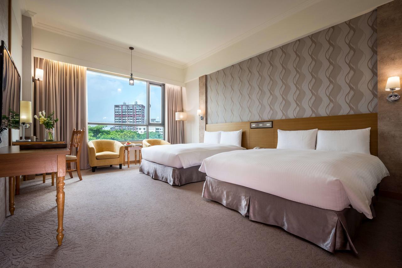 Royal Chiayi Hotel Zewnętrze zdjęcie