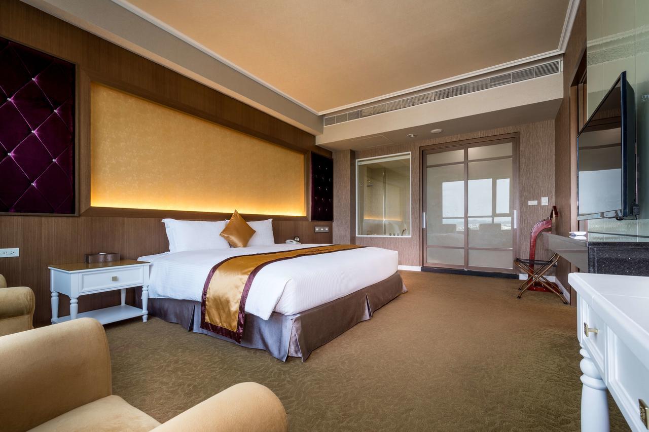 Royal Chiayi Hotel Zewnętrze zdjęcie