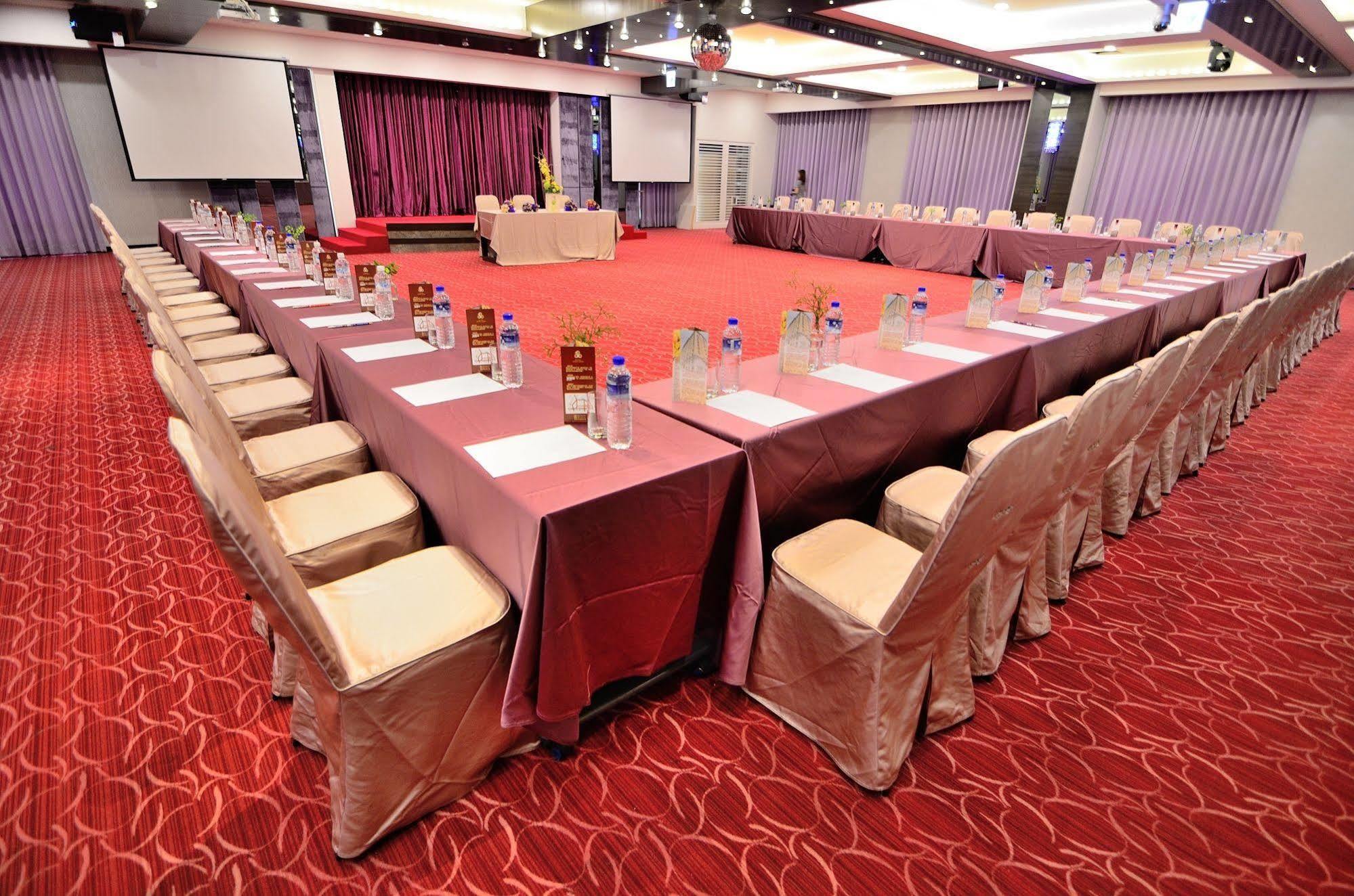 Royal Chiayi Hotel Zewnętrze zdjęcie