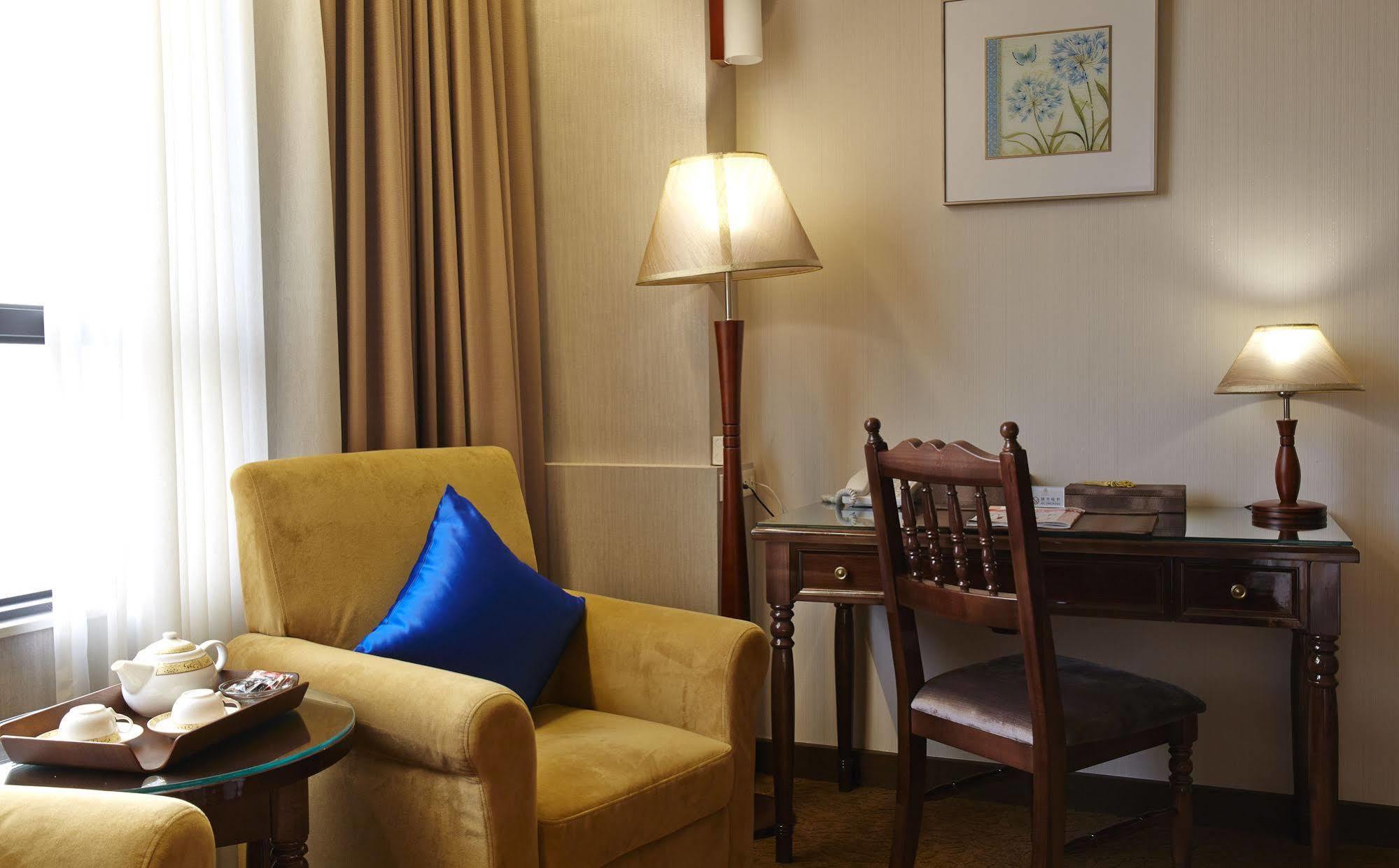 Royal Chiayi Hotel Zewnętrze zdjęcie