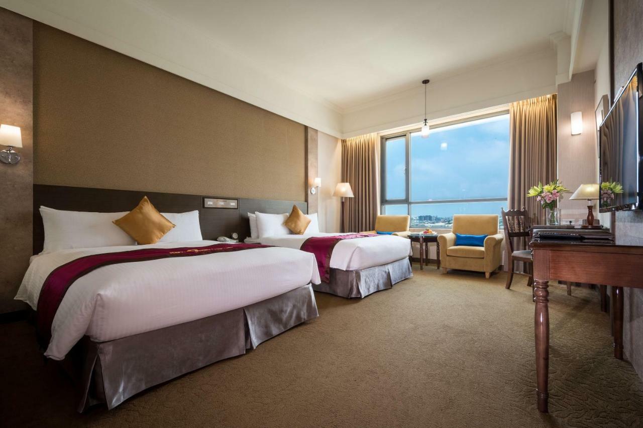 Royal Chiayi Hotel Zewnętrze zdjęcie
